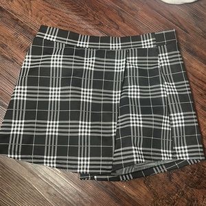 plaid skirt w built in shorts